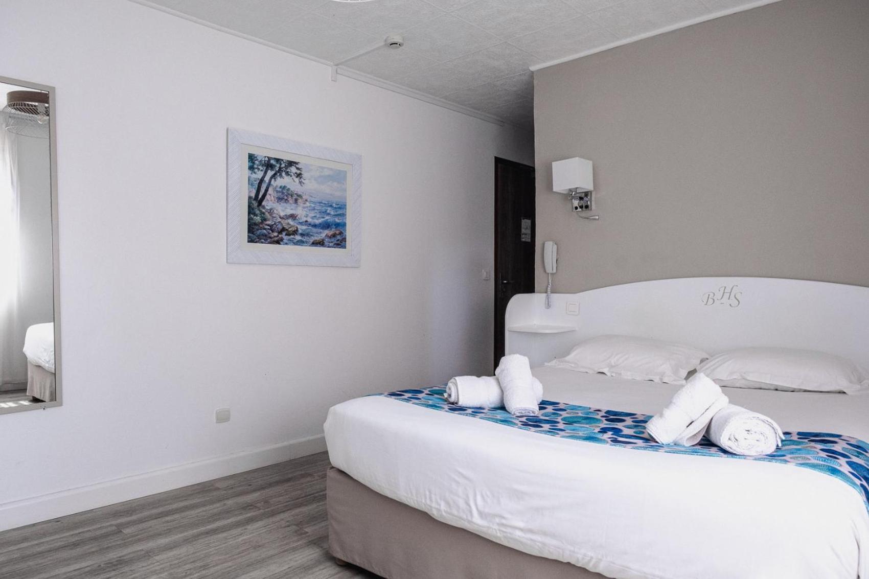 Hotel Beau Site Le Lavandou Phòng bức ảnh