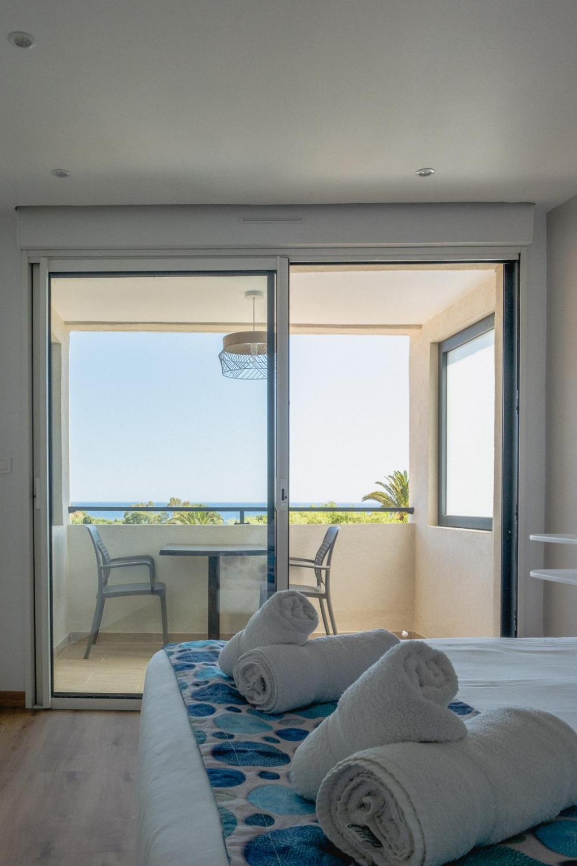 Hotel Beau Site Le Lavandou Ngoại thất bức ảnh