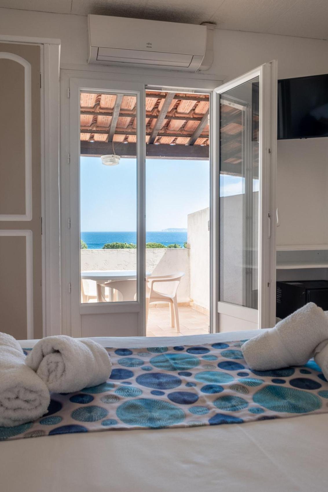 Hotel Beau Site Le Lavandou Phòng bức ảnh